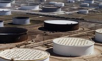 Pétrole: les États-Unis vont puiser 15 millions de barils supplémentaires dans leurs réserves