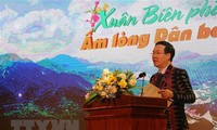Têt 2023: Vo Van Thuong remet des cadeaux aux habitants du district d’A Luoi