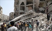 Syrie: 16 morts dont des enfants dans l'effondrement d'un immeuble à Alep