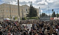 Catastrophe ferroviaire en Grèce: des violences lors de nouveaux rassemblements