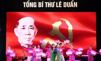 Programme artistique en hommage à l’ancien secrétaire général du PCV Lê Duân