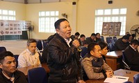 Вьетнамские депутаты встретились с избирателями разных провинций и городов страны