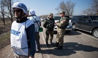 Киев ограничивает свободу перемещения мирных жителей в Донбассе