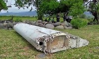 Обломок, найденный на острове Реюньон, является частью крыла Боинг 777 