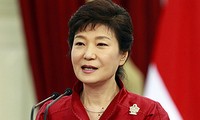 Президент Республика Корея призвала Японию стремиться к «новому будущему»