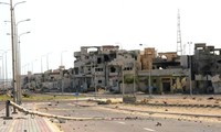 Правительственные силы Ливии продвинулись вглубь Сирта