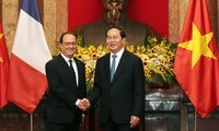 Вьетнам и Франция сделали совместное заявление