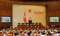 Депутаты парламента Вьетнама сделали запросы премьеру страны Нгуен Суан Фуку