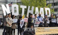 Тысячи корейцев окружили посольство США в Сеуле для протеста размещения систем ПРО 