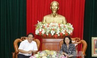 Данг Тхи Нгок Тхинь провела рабочую встречу с руководителями бюро КЮЗР 