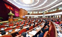 Общественность о проходящем в Ханое 6-м пленуме ЦК Компартии Вьетнама 12-го созыва