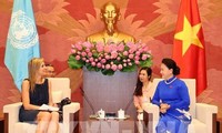 Председатель НС СРВ Нгуен Тхи Ким Нган начала официальный визит в Нидерланды