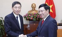 Фам Бинь Минь принял посла Республики Корея во Вьетнаме Ли Хёка
