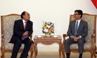 Вице-премьер Ву Дык Дам принял гендиректора Международного союза электросвязи