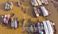 Город Кантхо популяризирует местный плавучий рынок Кайранг среди туристов 