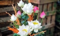 О Хюинь Ньы Чук - изготовительнице бумажных цветов