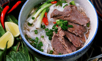 Суп с лапшой «фо» - знаменитое вьетнамское блюдо