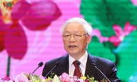 В Ханое прошла церемония празднования 130-летия со дня рождения Президента Хо Ши Мина