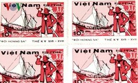 Hoang Sa, Truong Sa의 독특한 우표 수집품을 가진 농부