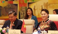 베트남 국회 의장, 미크로네시아 연방 의 국회의장과 회담