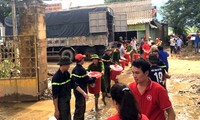 베트남 적십자사,  홍수 피해 주민들에게 계속 인도주의적  지원