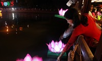Can Tho성,  제2차 Ninh Kieu 꽃등 관광의 날 개최