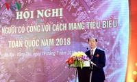 쩐다이꽝 베트남 국가주석; 유공자들의 긴급한 수요 충족에  자원 우선 순위