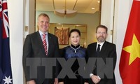 호주 상원 의장, 베트남 공식 방문