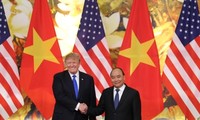 응우옌 쑤언 푹 베트남 총리, 도널드 트럼프 미국 대통령 회견