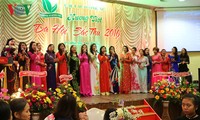 Dạ hội Sắc Thu tôn vinh phụ nữ Việt Nam tại Cộng hòa Séc