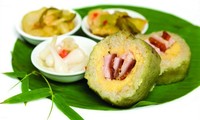 Món bánh dân dã nổi tiếng ở Phú Quốc: Bánh tét cật