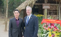 Đại sứ Hoa Kỳ tại Việt Nam Ted Osius thăm di tích lịch sử cách mạng Tân Trào
