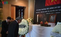 Đại sứ quán Việt Nam tại Thái Lan, New Zealand tổ chức lễ viếng nguyên Chủ tịch nước, Đại tướng Lê Đức Anh