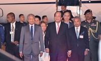 Thủ tướng Malaysia Mahathir Mohamad bắt đầu thăm chính thức Việt Nam