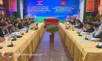Việt Nam - Lào tiếp tục đẩy mạnh hợp tác toàn diện