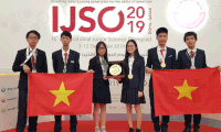 Học sinh Việt Nam đạt 3 huy chương Vàng tại cuộc thi Olympic Khoa học trẻ quốc tế
