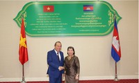Phó Thủ tướng Thường trực Chính phủ Trương Hòa Bình thăm Vương quốc Campuchia