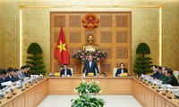 Thủ tướng Nguyễn Xuân Phúc chủ trì họp Hội đồng tiền lương quốc gia