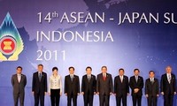 PM VN Nguyen Tan Dung hadir KTT ASEAN dengan PBB dan India