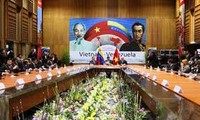 Vietnam-Venezuela menandatangani  banyak permufakatan kerjasama.