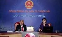 Menteri Ilmu Pengetahuan dan Teknologi Nguyen Quan mengadakan dialog online