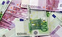 Bank Sentral Eropa memberikan  kredit darurat kepada Yunani