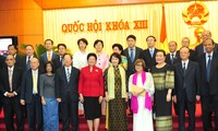 Pemimpin MN VN menerima delegasi peserta Konferensi ke- 7 Gabungan  Asosiasi  persahabatan rakyat  ASEAN- Tiongkok  