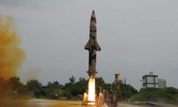 Kompetisi memproduksi  rudal: Bahaya yang potensial di Asia Selatan