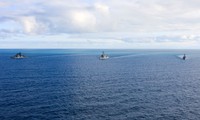 Rusia dan Jepang melakukan latihan perang anti bajak laut di lepas pantai Vladivostok
