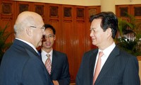 PM  Vietnam Nguyen Tan Dung menerima Menteri  Tenaga kerja dan Lapangan Kerja, Pendidikan Perikanan dan Dialog  Sosial Perancis