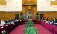 PM Vietnam Nguyen Tan Dung menerima PM Republik Rakyat Bangladesh Sheikh Hasina 