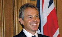 Mantan PM Britania Raya dan Irlandia  Utara Tony Blair berkunjung di Vietnam