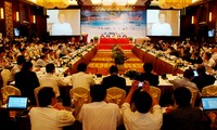 Pembukaan Konferensi promosi investasi daerah pantai Vietnam Tengah.