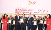Memuliakan 500 badan usaha Vietnam  yang mencapai pertumbuhan paling cepat 